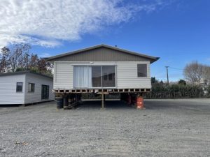 Paraparaumu House 13