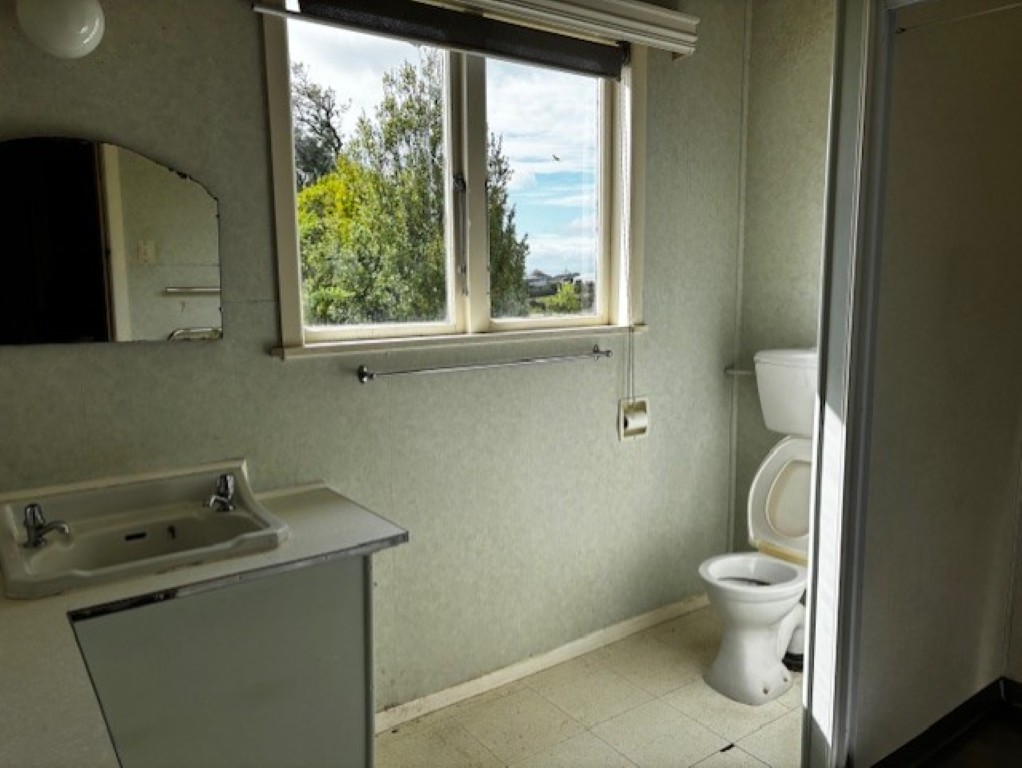 77293afe-fc8b-4560-b825-b63295badfe1 (Medium)