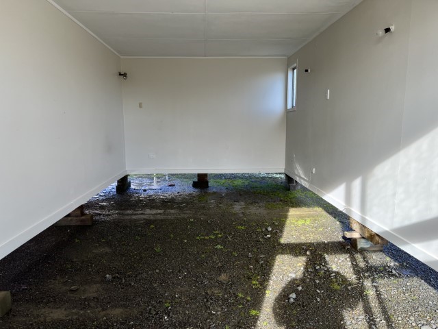 Humphries Garage (Small) (1)