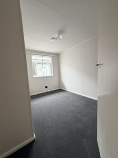 1 Canberra (10)