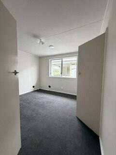 1 Canberra (8)